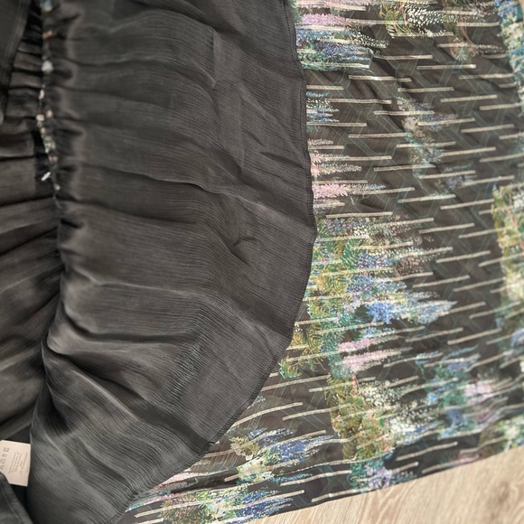 💚🖤𝐍𝐖𝐓 𝐀𝐈𝐋𝐀𝐍𝐓𝐎 2pc Tropical sheer blouse PLUS skirt✵ RARE✵ - Picture 8 of 8